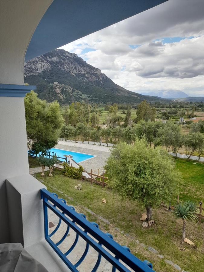 Onifai Agriturismo Palas De Serra Country Resort מראה חיצוני תמונה